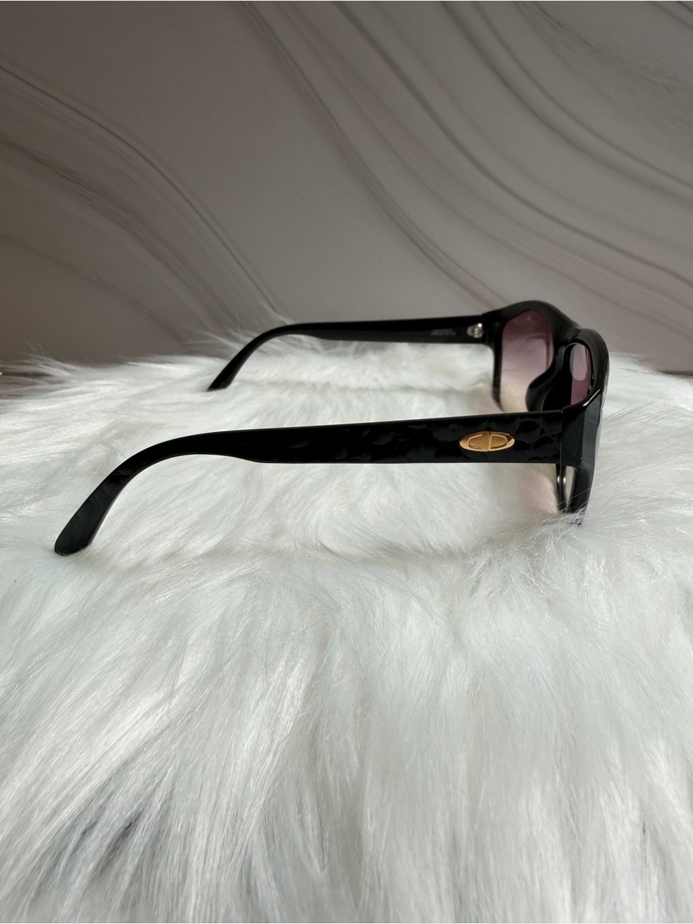 Christian Dior Black Frame Sunglasses with Gradient Lenses - Picture 2 of 8